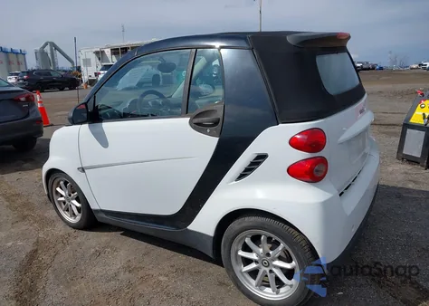 2009 Smart Fortwo Brabus/Passion z USA, uszkodzony, nr VIN WMEEK31X39K269786